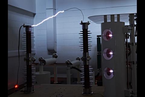 TE Connectivity's Rail High Voltage Test Centrecan simulate the electrical, mechanical, thermal, environmental and multi-stress conditions experienced by roof-mounted electrical equipment.
